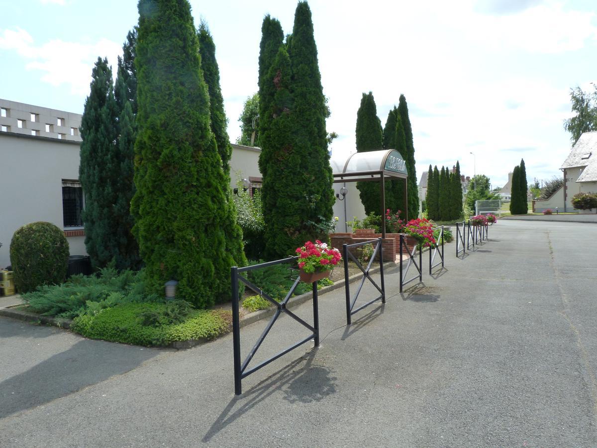 Hostellerie Du Chateau Saint-Pere-sur-Loire Zewnętrze zdjęcie
