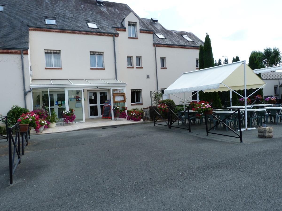 Hostellerie Du Chateau Saint-Pere-sur-Loire Zewnętrze zdjęcie
