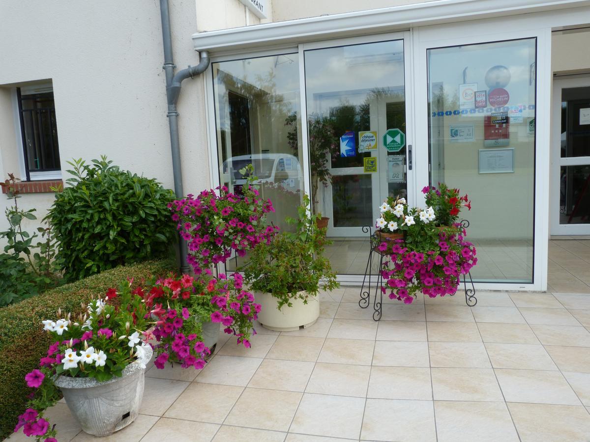 Hostellerie Du Chateau Saint-Pere-sur-Loire Zewnętrze zdjęcie